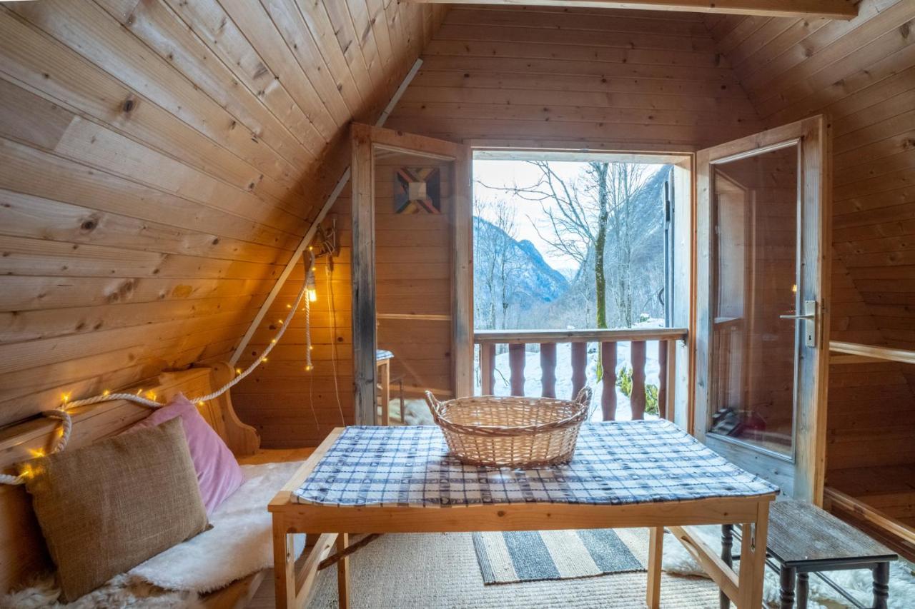 Bezgova Hisica Villa Bovec Eksteriør bilde